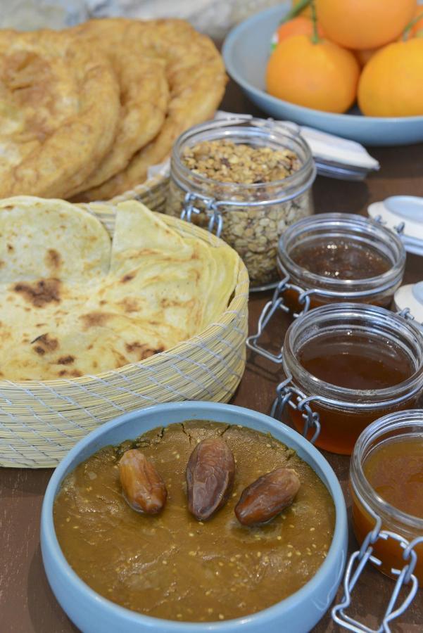 Dar El Kif - La Marsa Bed & Breakfast エクステリア 写真